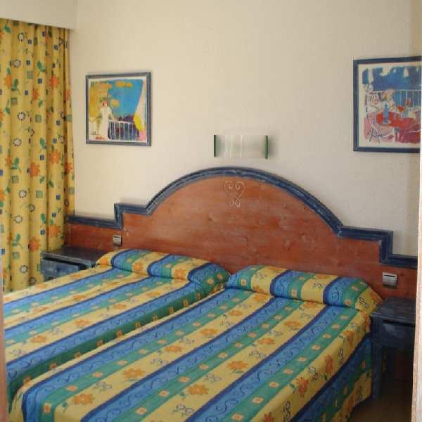 Cala Nova Apartamentos Пуэрто Рико Экстерьер фото